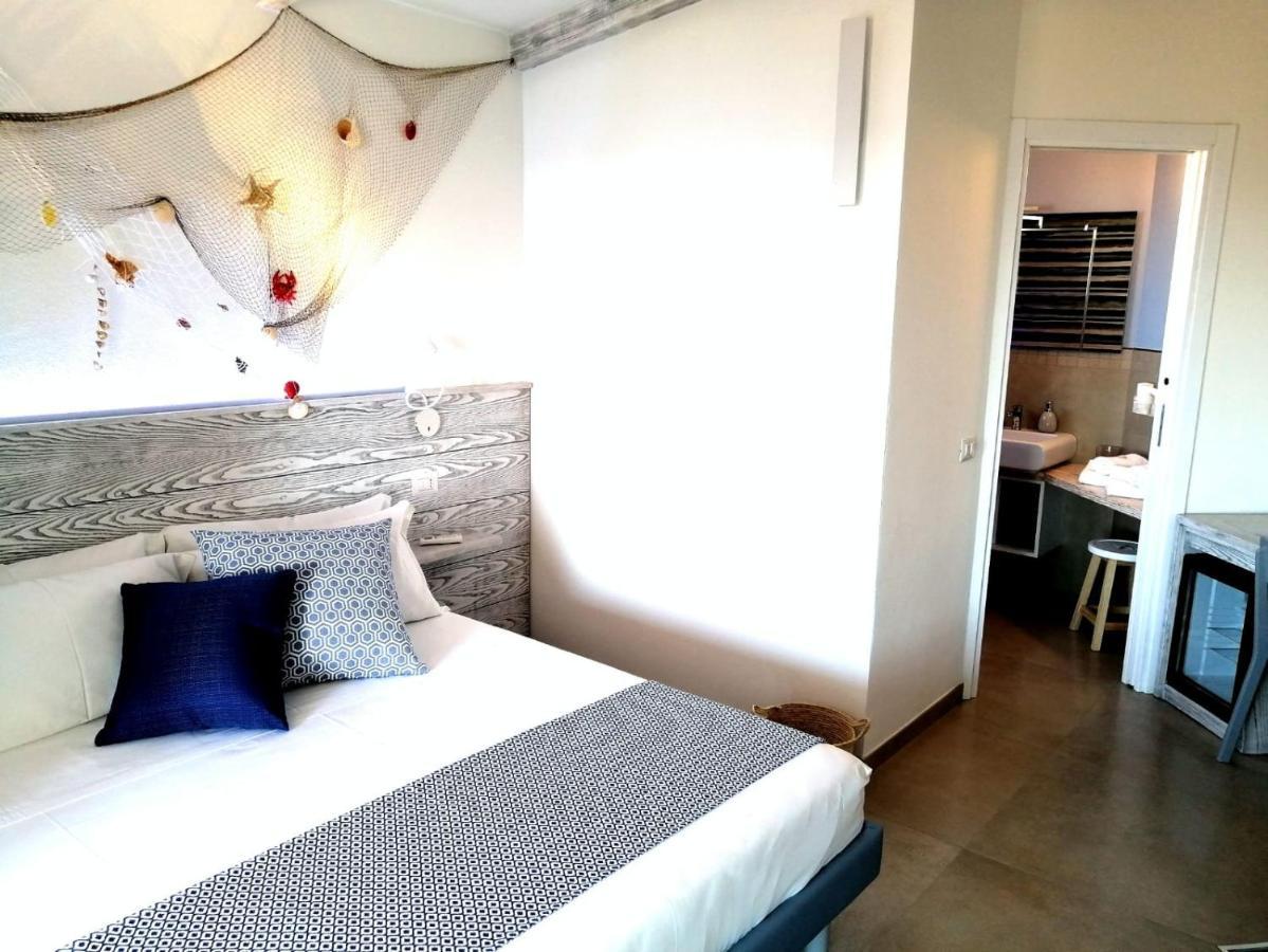 Gi&Ro al mare Bed & Breakfast Castelsardo Exterior foto