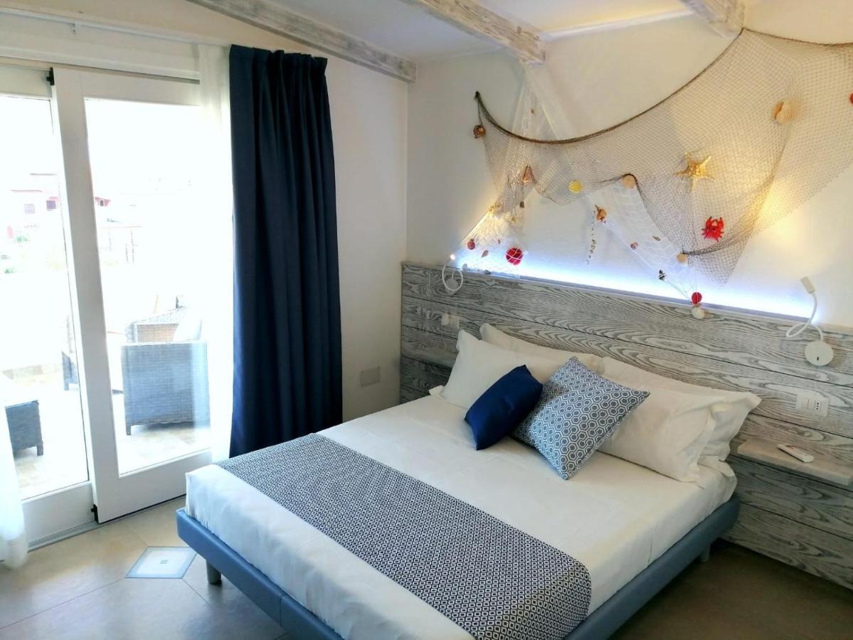 Gi&Ro al mare Bed & Breakfast Castelsardo Exterior foto